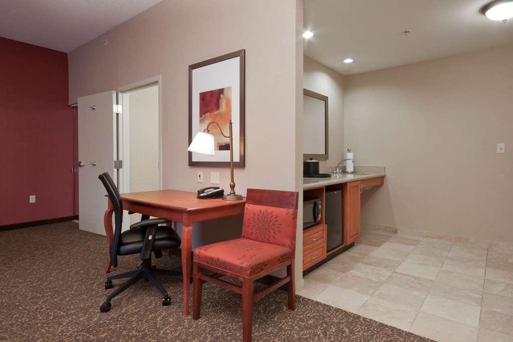 Hampton Inn & Suites Pittsburgh Downtown Номер фото