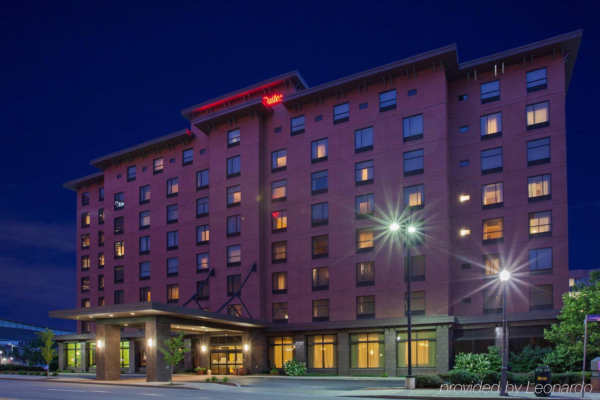 Hampton Inn & Suites Pittsburgh Downtown Экстерьер фото