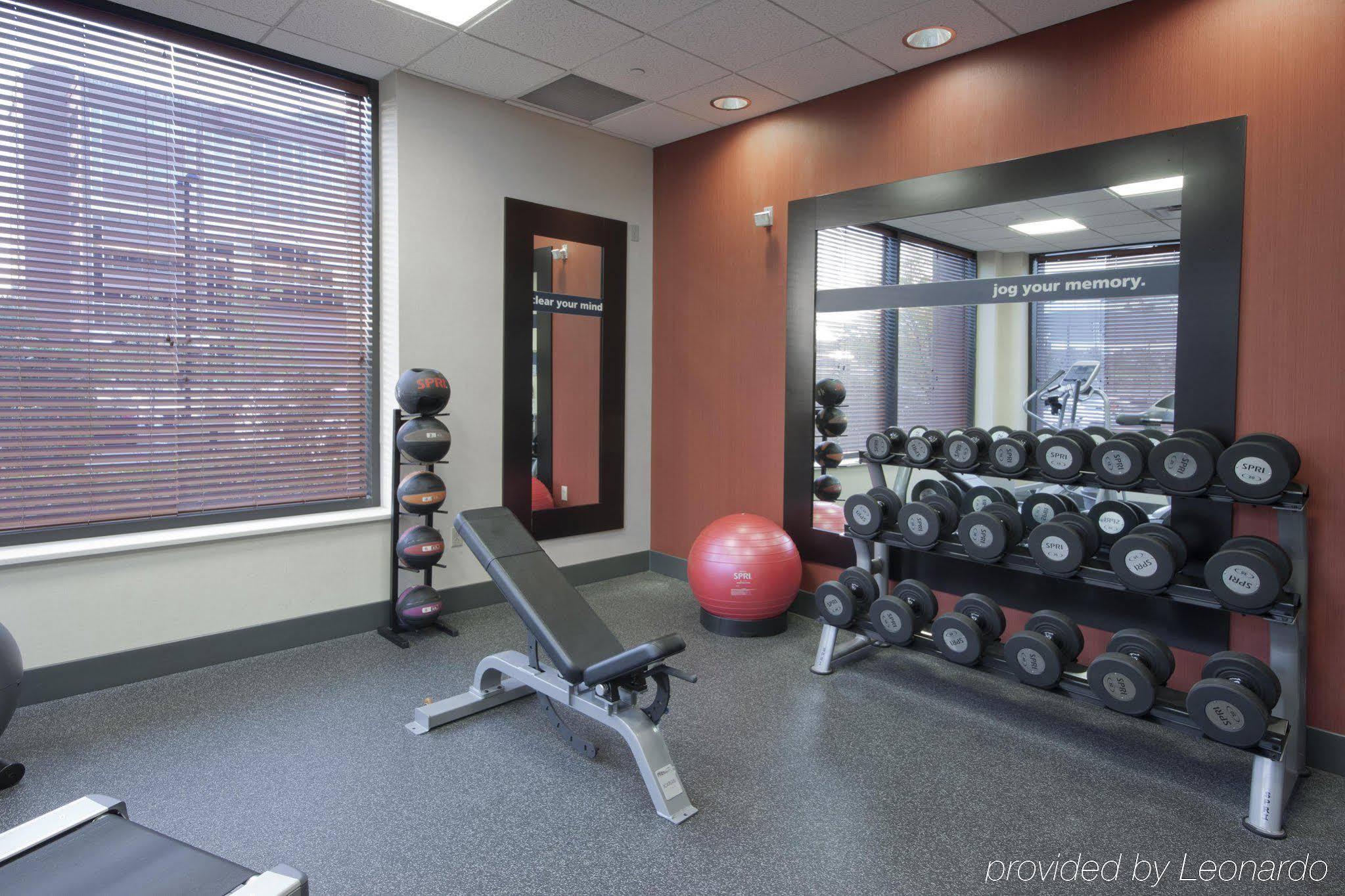 Hampton Inn & Suites Pittsburgh Downtown Экстерьер фото